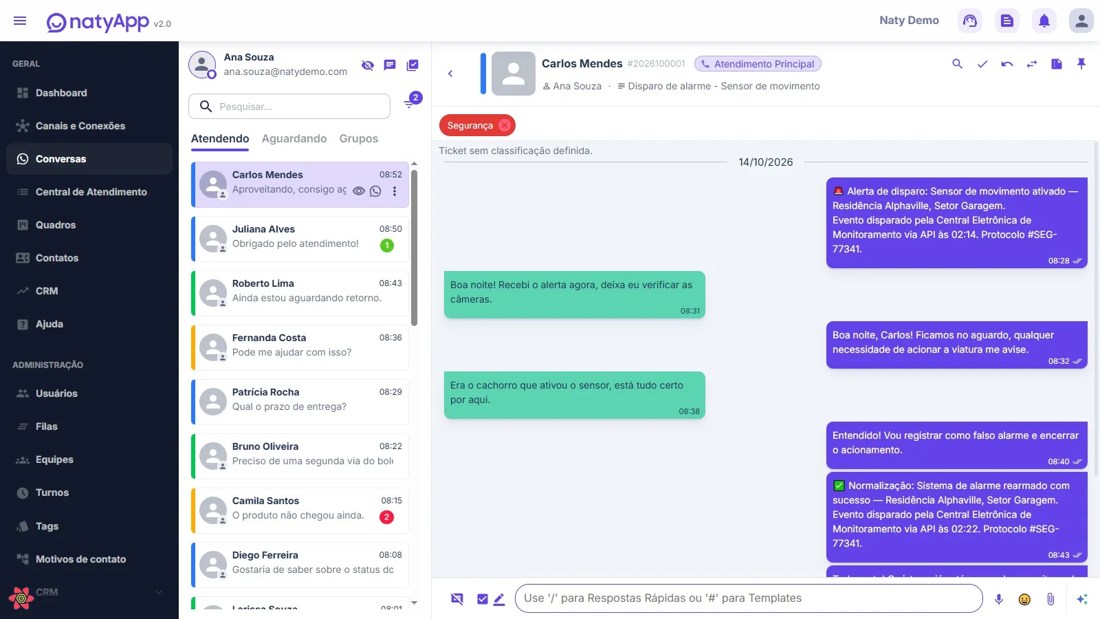 Conversa na natyApp com alerta automático: sensor de movimento ativado, evento disparado pela central de monitoramento via API, com protocolo, seguido da mensagem de normalização do sistema.